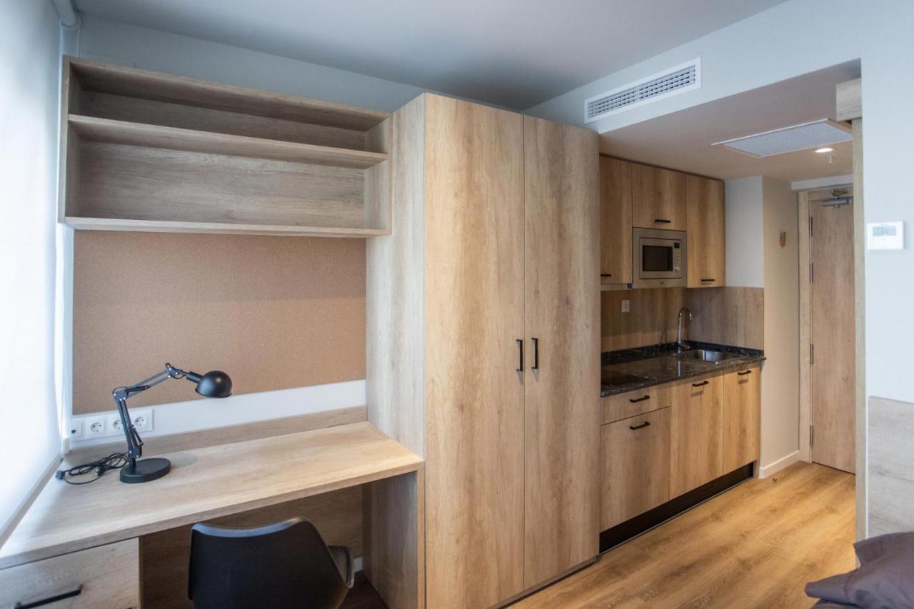 Micampus Bilbao Student Residence Bagian luar foto