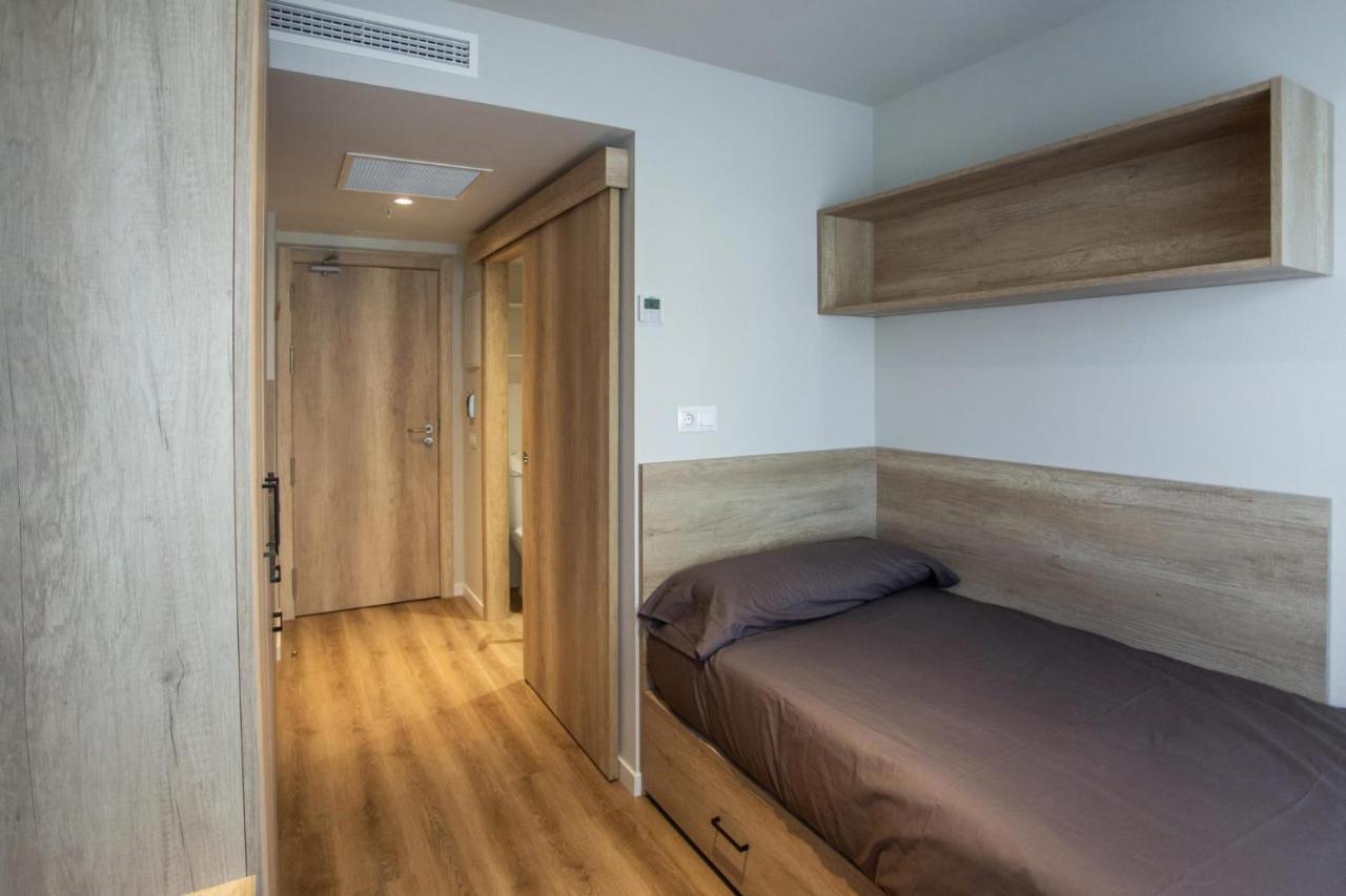 Micampus Bilbao Student Residence Bagian luar foto