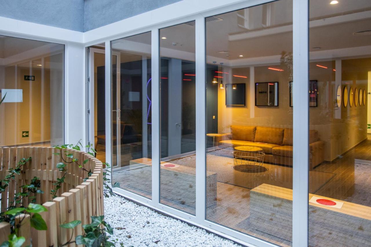 Micampus Bilbao Student Residence Bagian luar foto