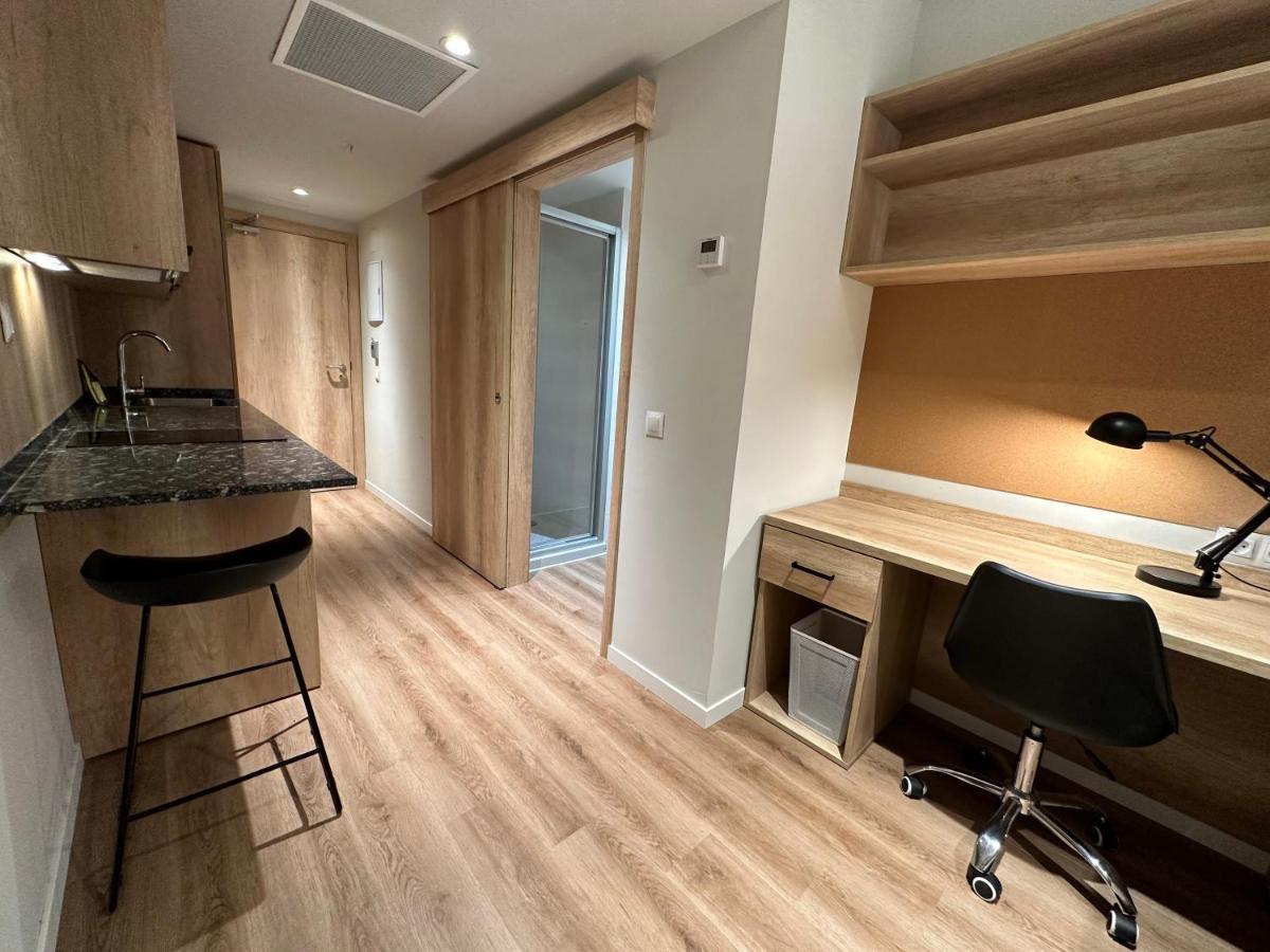 Micampus Bilbao Student Residence Bagian luar foto